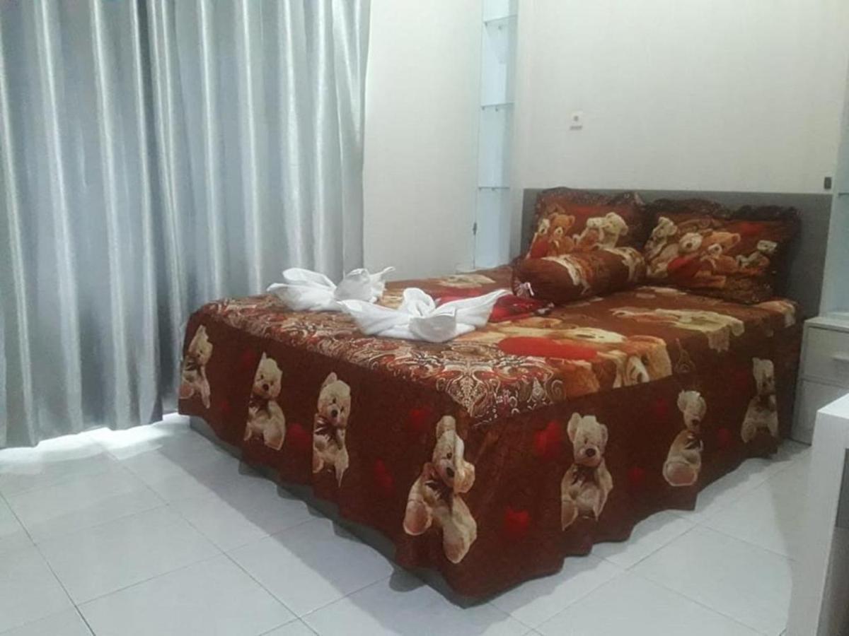 Mocca Guest House Banyuwangi  Exterior photo